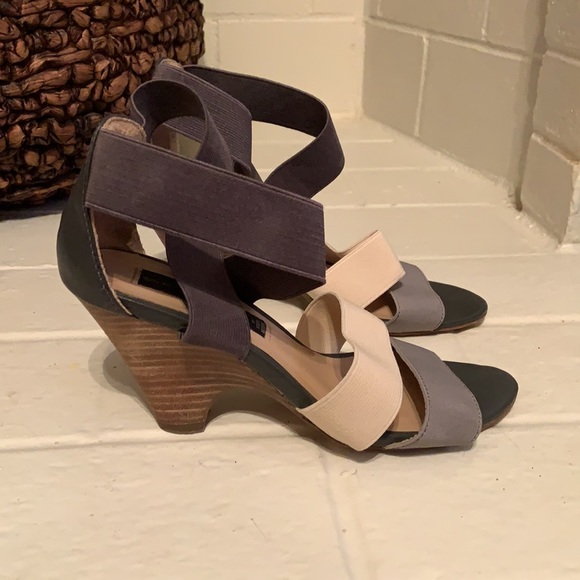 Steve Madden Shoes - Steve Madden Wedges